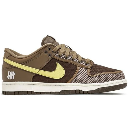 Undefeated x Dunk Low SP Canteen