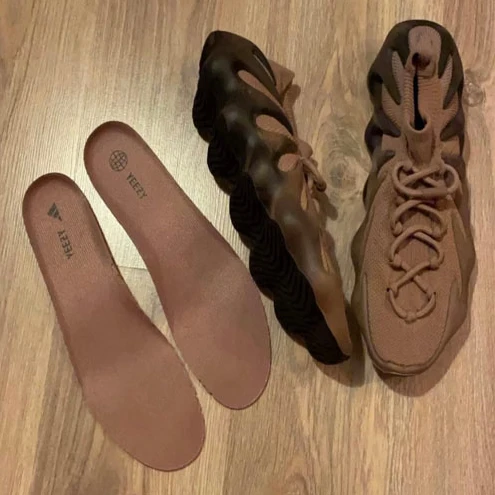Yeezy 450 Cinder