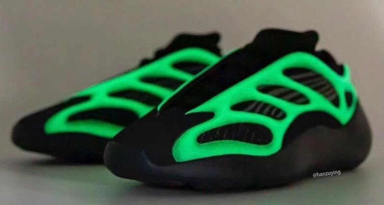 Yeezy 700 V3 Alvah-1