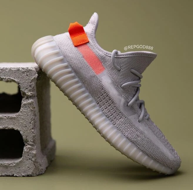 Yeezy Boost 350 V2-50
