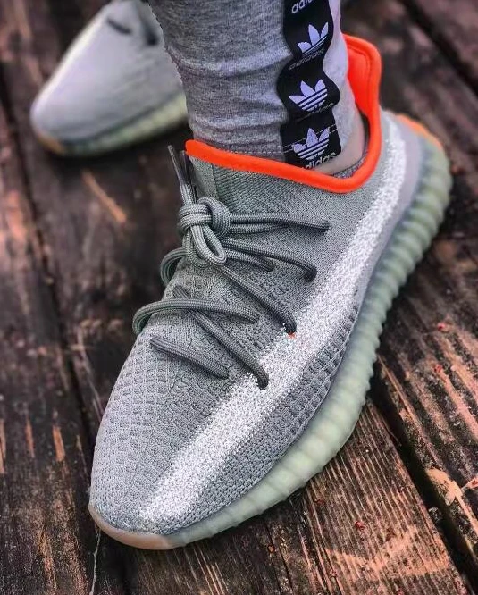 Yeezy Boost 350 V2-51