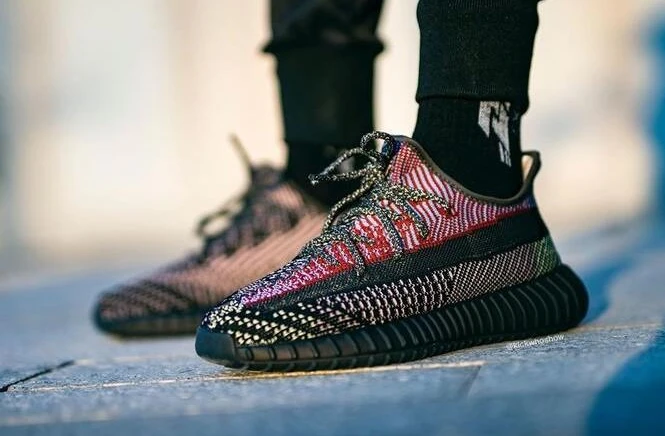 Yeezy Boost 350 V2-52