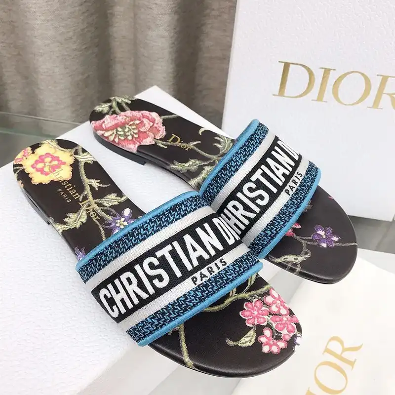 Cheap Hot Christian Dior Dway Slides Women Petites Fleurs Motif Canvas Black