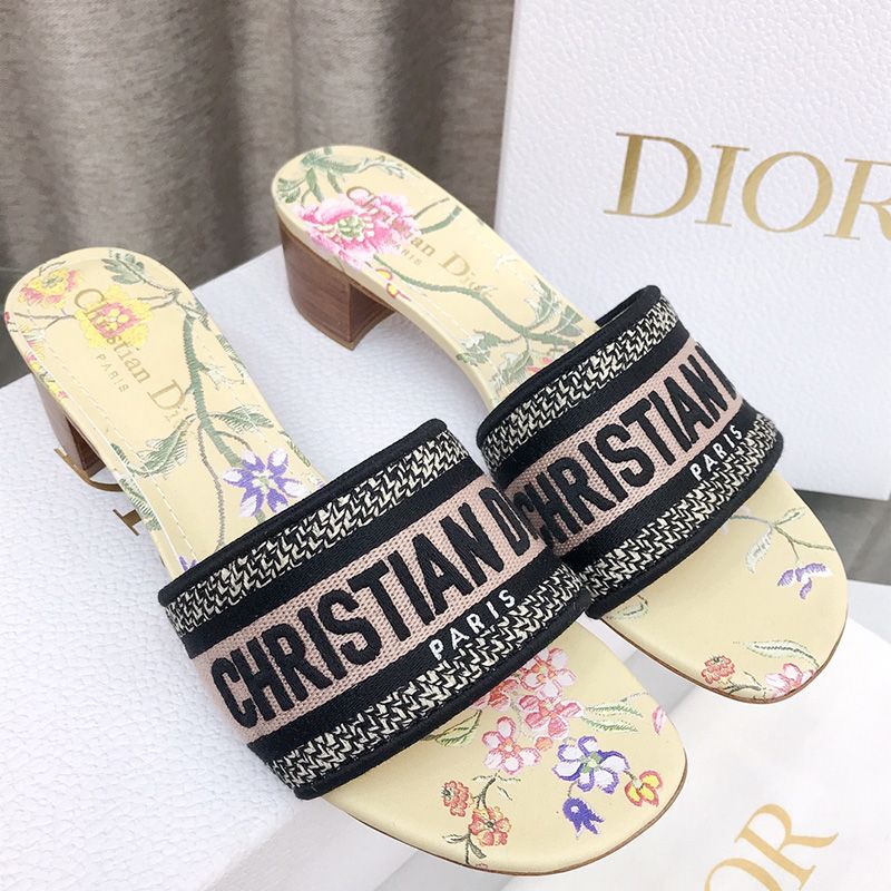 Hot Christian Dior Dway Slides Women Petites Fleurs Motif Canvas Yellow