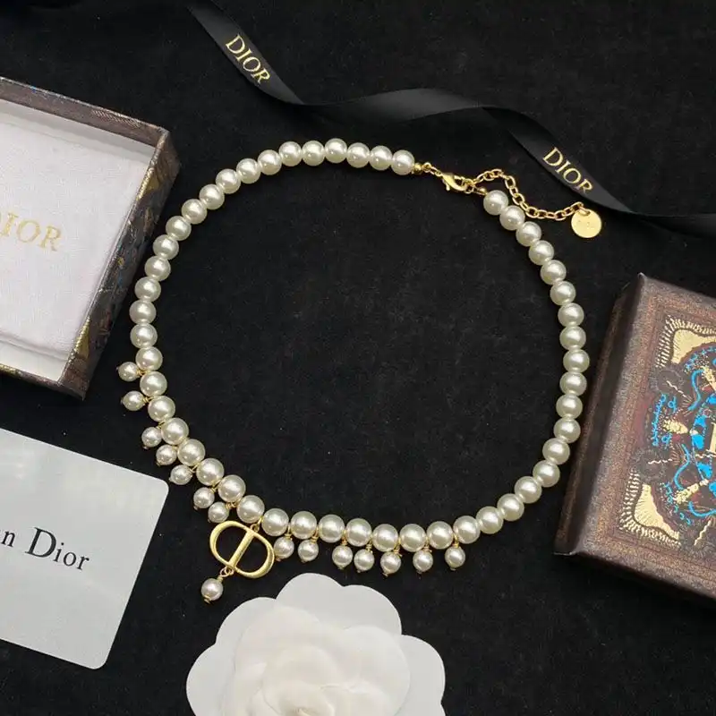 Affordable Hot Dior 30 Montaigne Choker Gold-Finish Metal and White Resin Pearls Gold