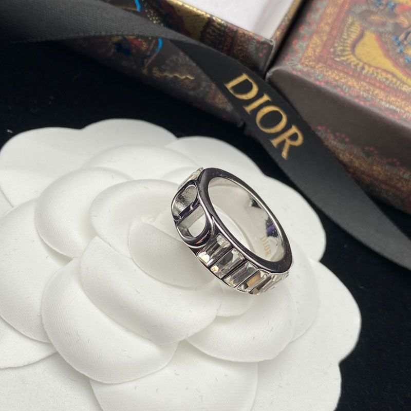 Hot Dior 30 Montaigne Ring In Metal And White Crystals Silver