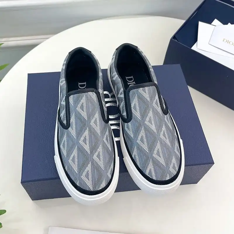 Affordable Hot Dior B101 Slip-on Sneakers Unisex CD Diamond Motif Canvas and Smooth Calfskin Grey Navy Blue