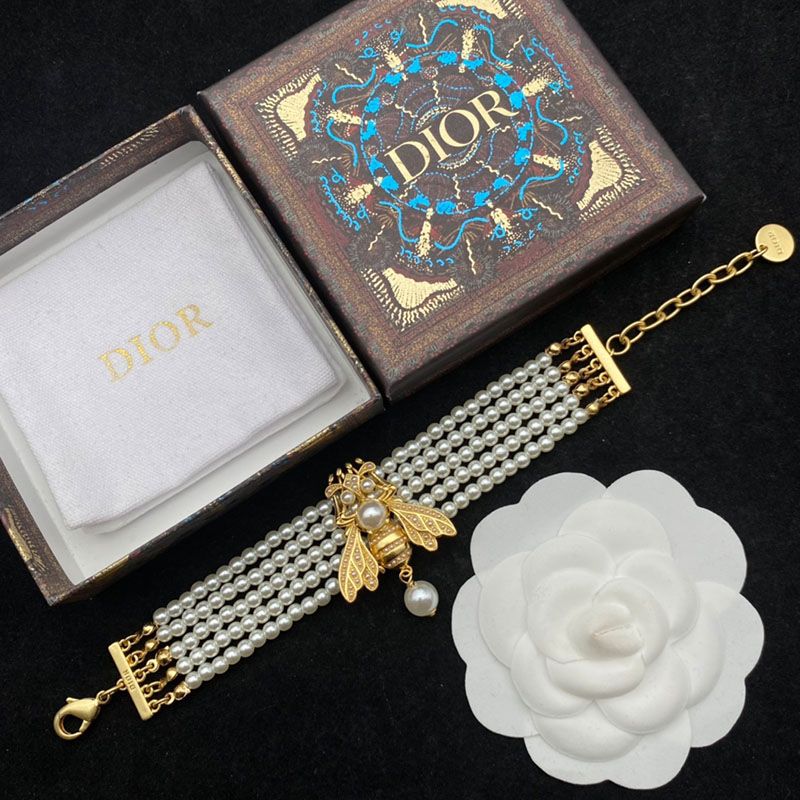 Hot Dior Bee Bracelet In Metal and White Resin Pearls Gold