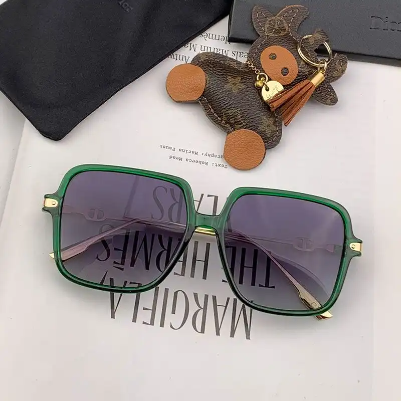 Hot Dior CD2233 Shaded Square Sunglasses In Green