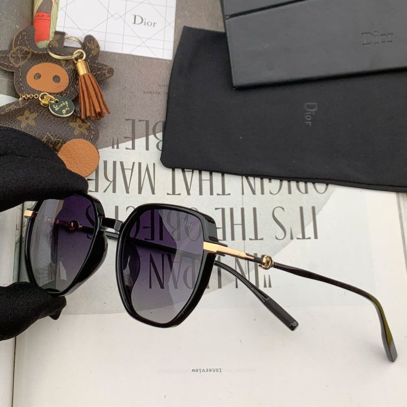 Dior CD3542 Square Sunglasses In Black Hot Sale