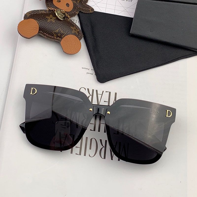 Hot Dior CD8011 Rectangular Sunglasses