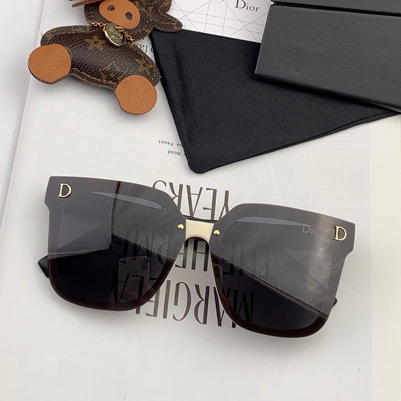 Hot Dior CD8011 Rectangular Sunglasses