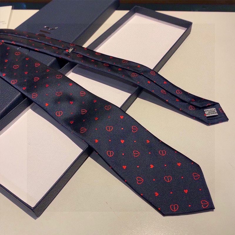 Dior Tie Coeur Hearts Motif Silk Blue Hot Sale