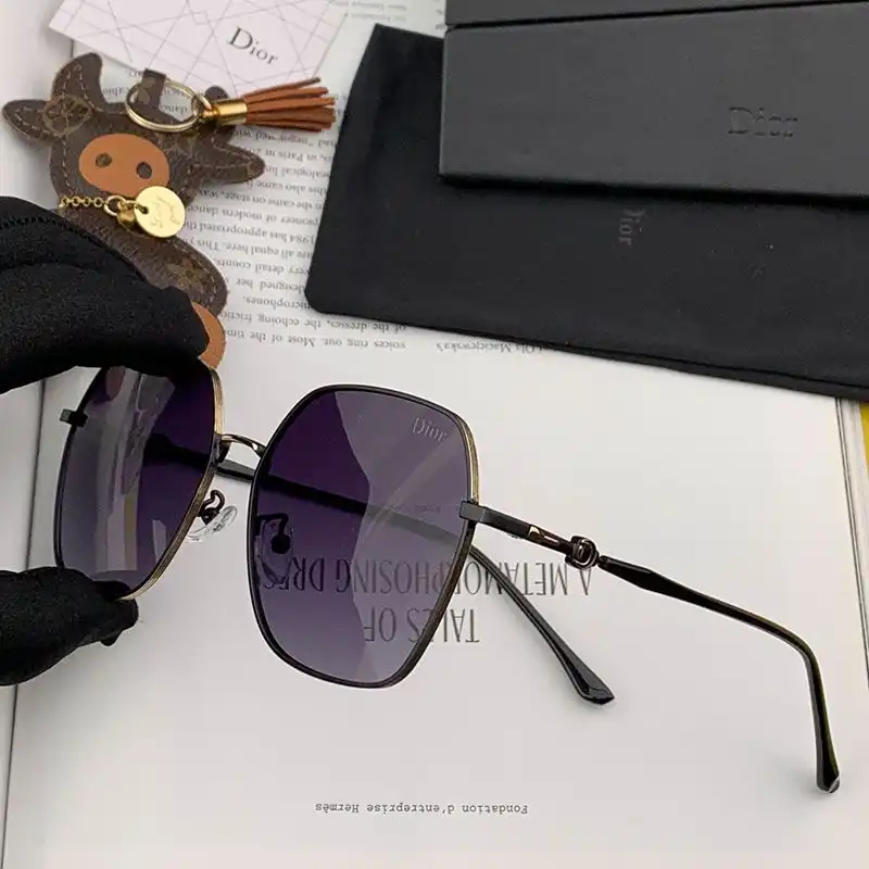 Affordable Hot Dior D2701 Square Sunglasses In Black