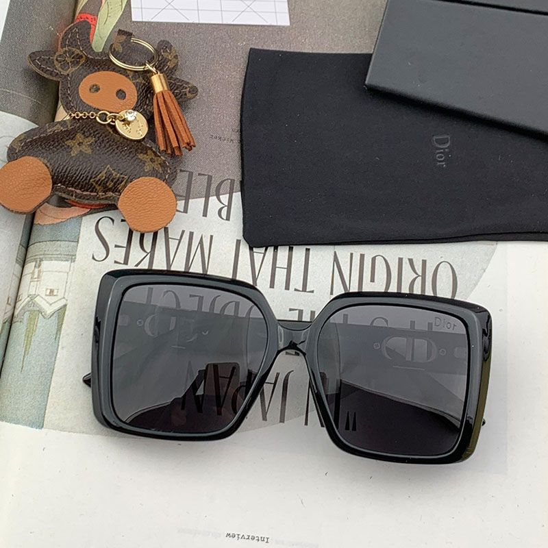 Dior D7627 Oversized Square Sunglasses In Black Hot Sale