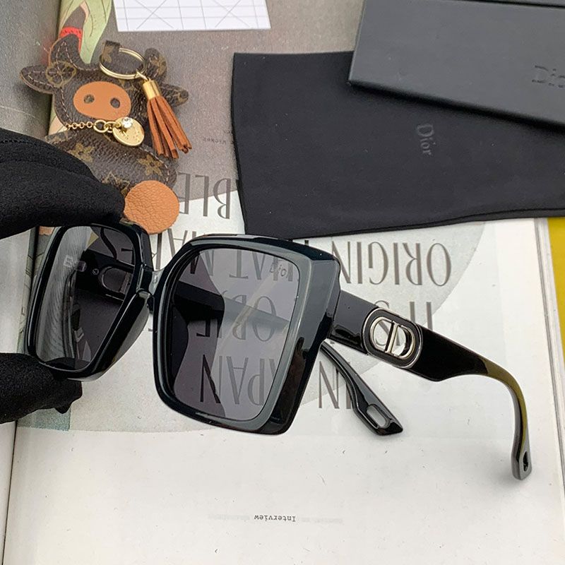 Dior D7627 Oversized Square Sunglasses In Black Hot Sale