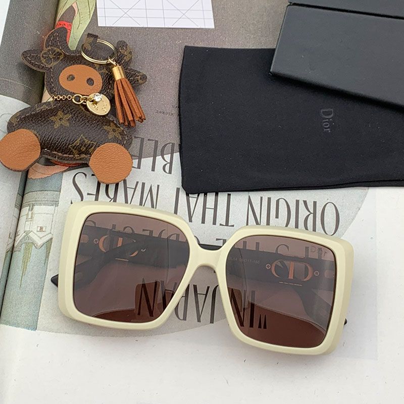 Dior D7627 Oversized Square Sunglasses In Yellow Hot Sale