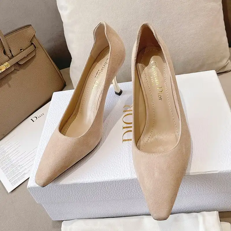 Cheap Hot Dior D-Fame Pumps Women Suede Apricot