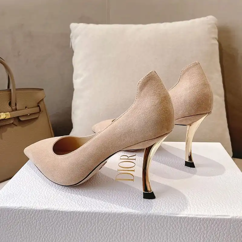 Cheap Hot Dior D-Fame Pumps Women Suede Apricot