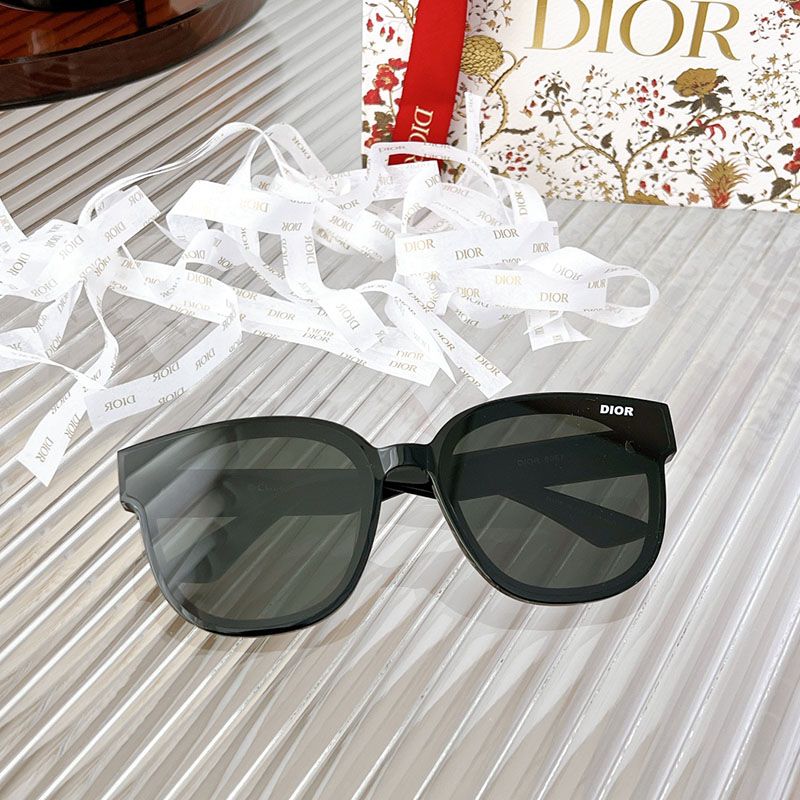 Hot Dior DIOR8067 Butterfly Sunglasses