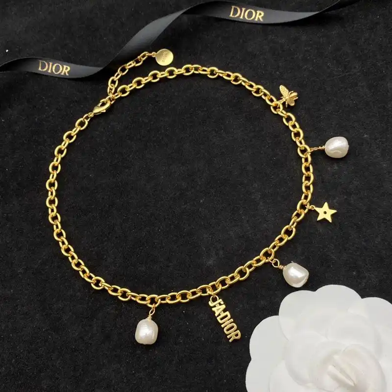 J'Adior Choker Metal, White Resin Pearls Gold Hot Sale