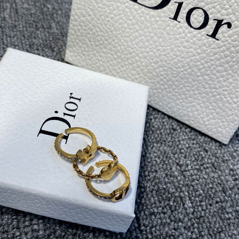 Hot Dior Open Chain Knuckle Ring Set Metal and White Crystals Gold