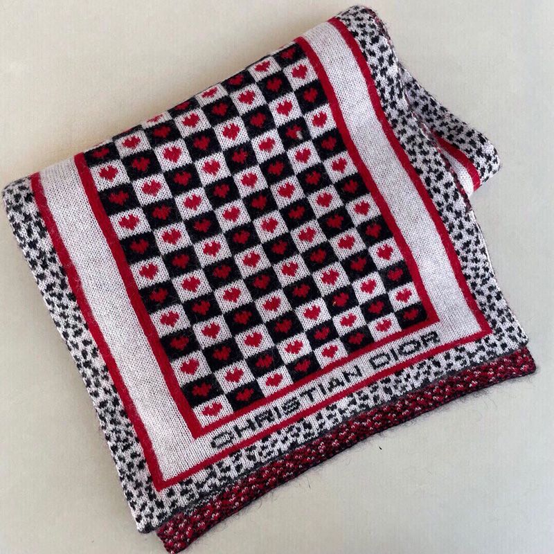 Hot Dior Stole Dioramour D-Chess Hearts Motif Wool Red