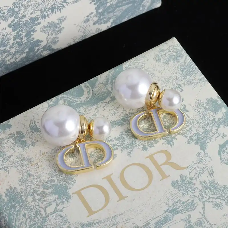 Affordable Hot Dior Tribales Earrings Metal, Pearls and Lacquer Gold White