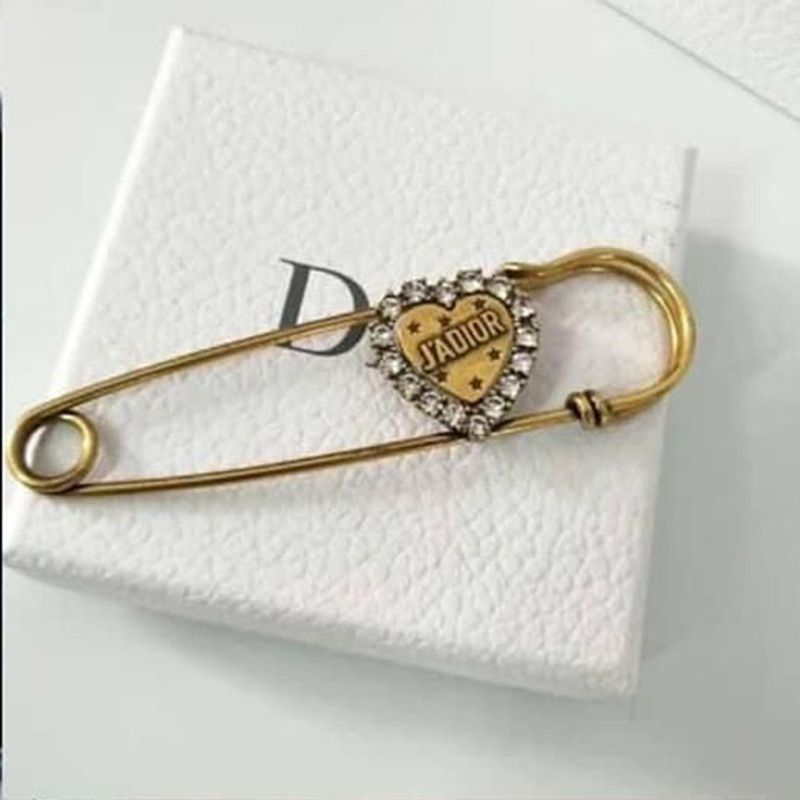 J'Adior Brooch with Crystal Heart Gold Hot Sale