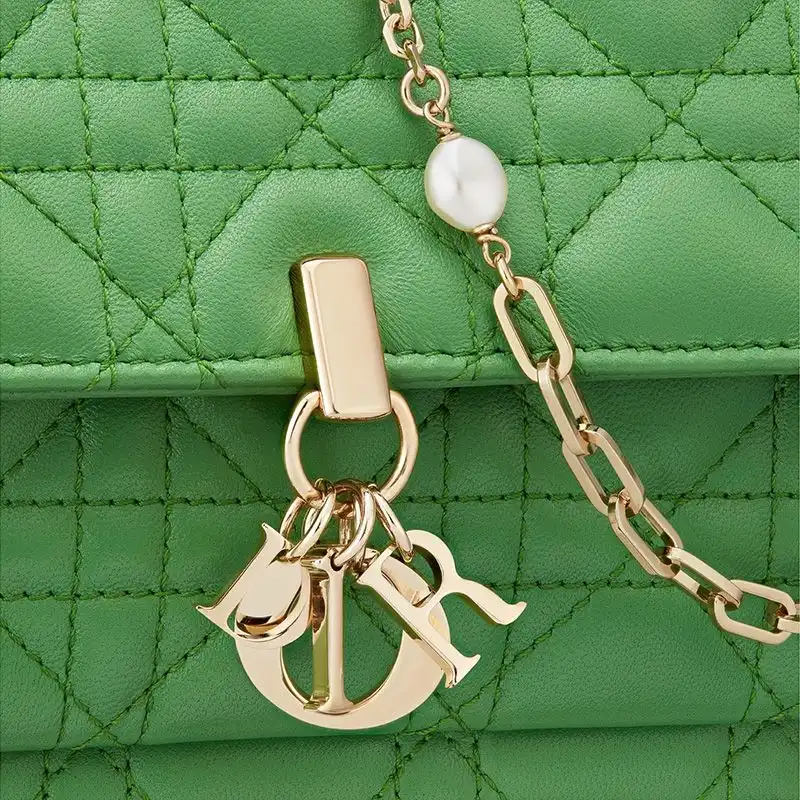 Affordable Hot Lady Dior Chain Pouch Cannage Lambskin Green