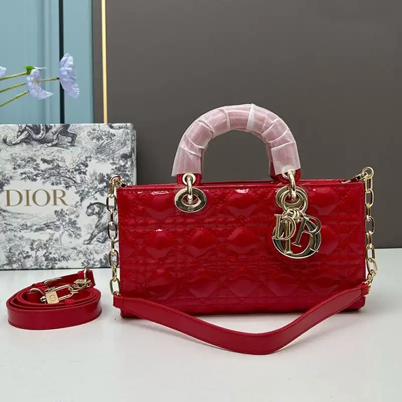 Medium Lady D-Joy Bag Patent Cannage Calfskin Red Luxury