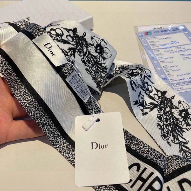 AllSeason 3476 Dior Mitzah Twill Toile de Jouy Flowers Motif Silk White