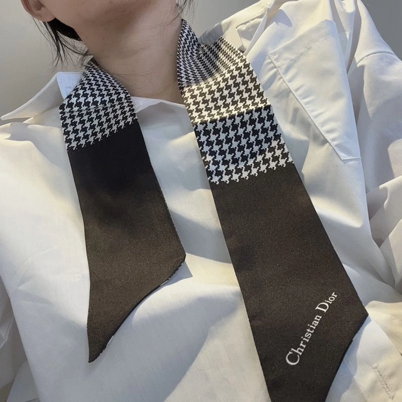 AllSeason 7827 Dior Mitzah Twill 30 Montaigne Houndstooth Motif Silk Black