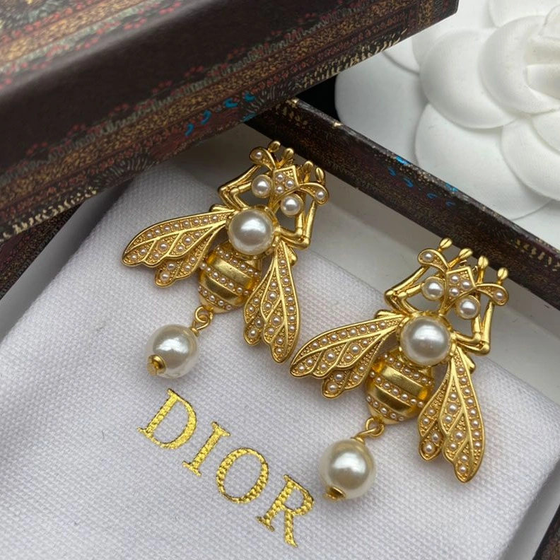Comfortable 1226 Dior Bee Earrings In Metal and White Resin Pearls Gold