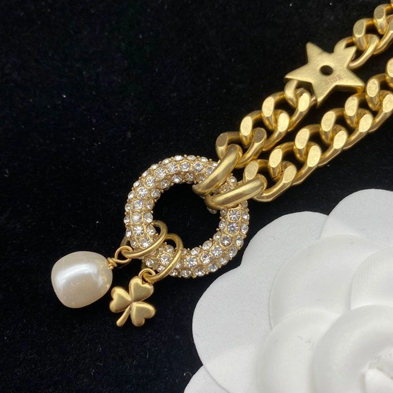 Dior 30 Montaigne Bracelet Metal, White Crystals With A White Resin Pearl Gold SportInspired 3326