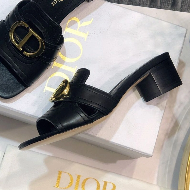 Dior 30 Montaigne Slides Women Calfskin Black Gold UrbanStyle 9280