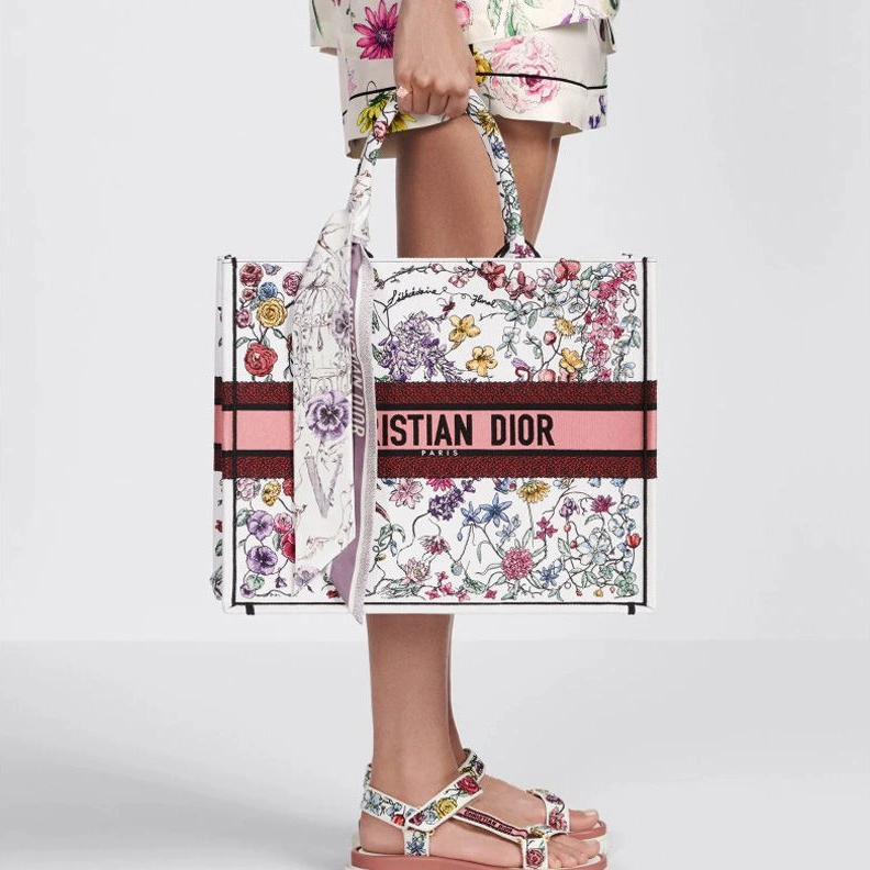 Dior Book Tote Florilegio Motif Canvas White Pink UrbanStyle 7455