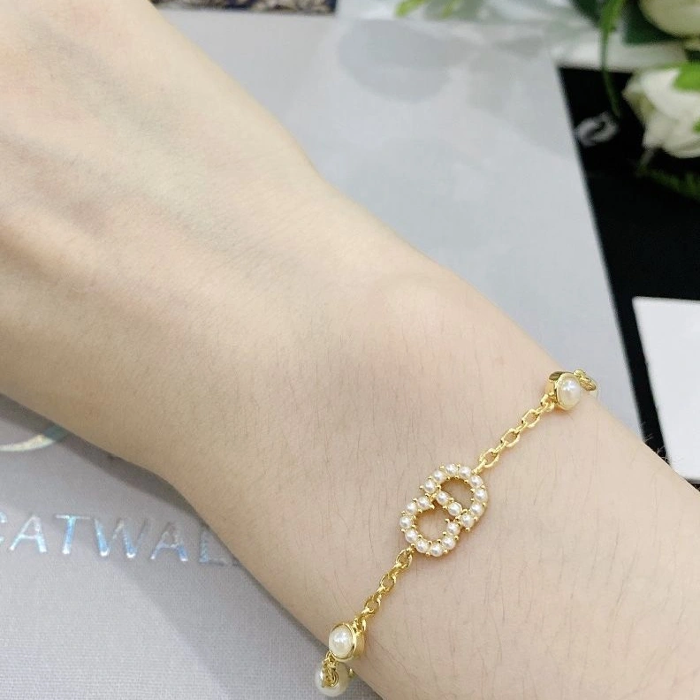 Dior Clair D Lune Bracelet Metal and Pearls Gold DailyWear 9373