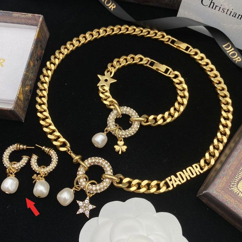 Dior Clair D Lune Earrings Metal, White Crystals and White Resin Pearl Gold StreetReady 5444