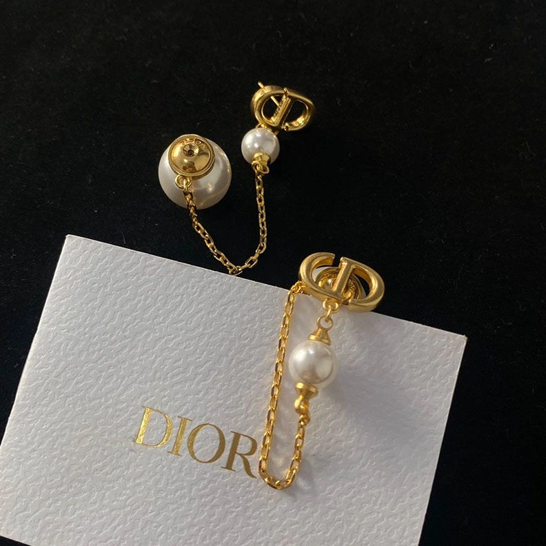 Dior Tribales Earrings Chain Metal And White Resin Pearls Gold ModernLook 449