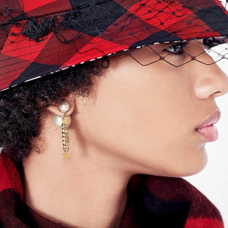 Dior Tribales Earrings Chain and White Resin Pearls Gold ModernLook 7402