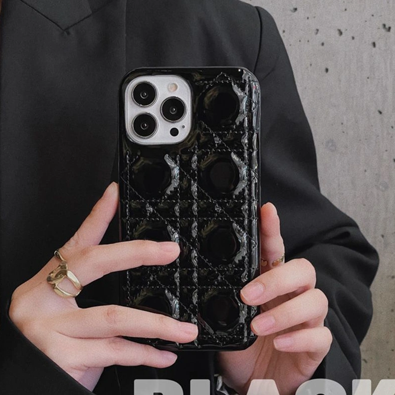 Dior iPhone Case Cannage Patent Leather Black Fashionable 6530