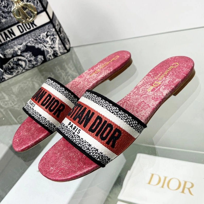 Fashionable 4090 Christian Dior Dway Slides Women Brocart Motif Canvas Red