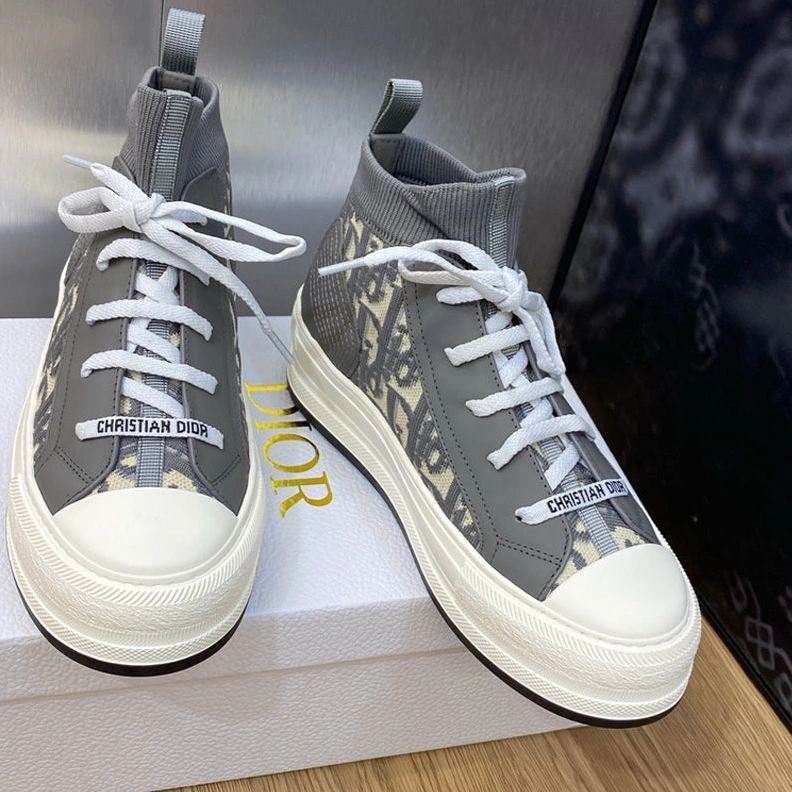 Fashionable 5976 Walk'n'Dior Platform Sneakers Unisex Oblique Motif Technical Mesh and Calfskin Grey