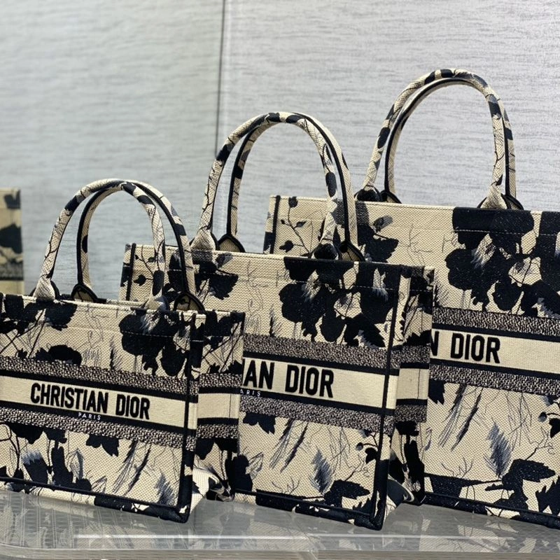 GoAnywhere 322 Dior Book Tote In Fleurs Mystiques Motif Canvas Beige
