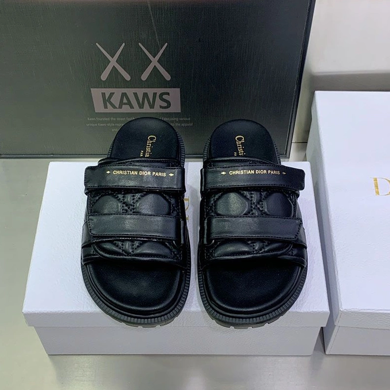 GoAnywhere 564 Diorevolution Slides Women Quilted Cannage Calfskin Black