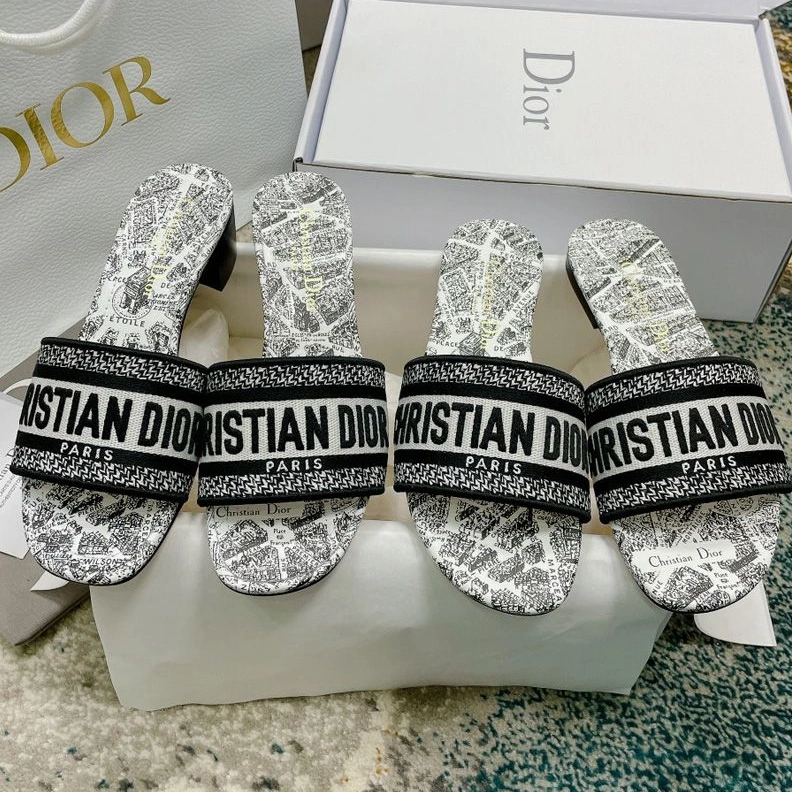GoodFit 1026 Christian Dior Dway Slides Women Plan de Paris Motif Canvas White