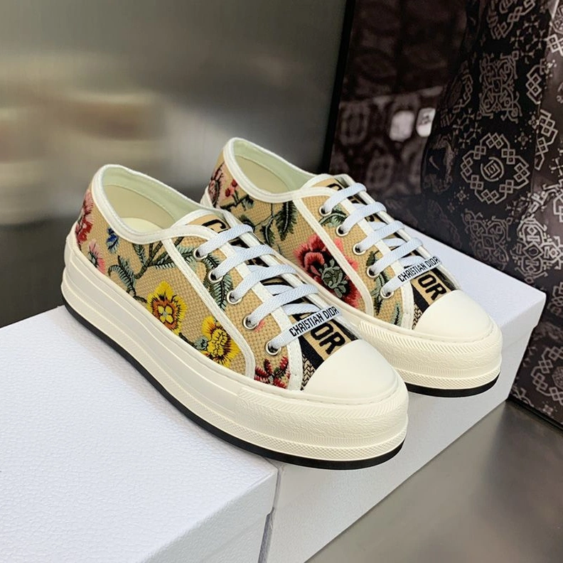 GoodFit 3262 Walk'n'Dior Platform Sneakers Unisex Petites Fleurs Motif Canvas White