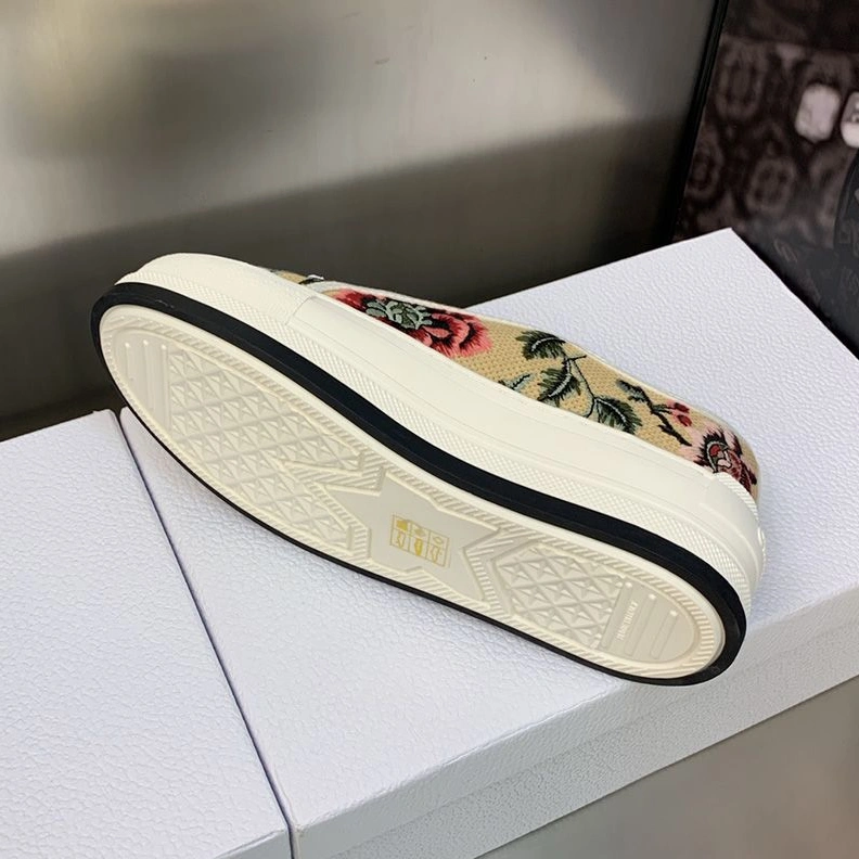 GoodFit 3262 Walk'n'Dior Platform Sneakers Unisex Petites Fleurs Motif Canvas White