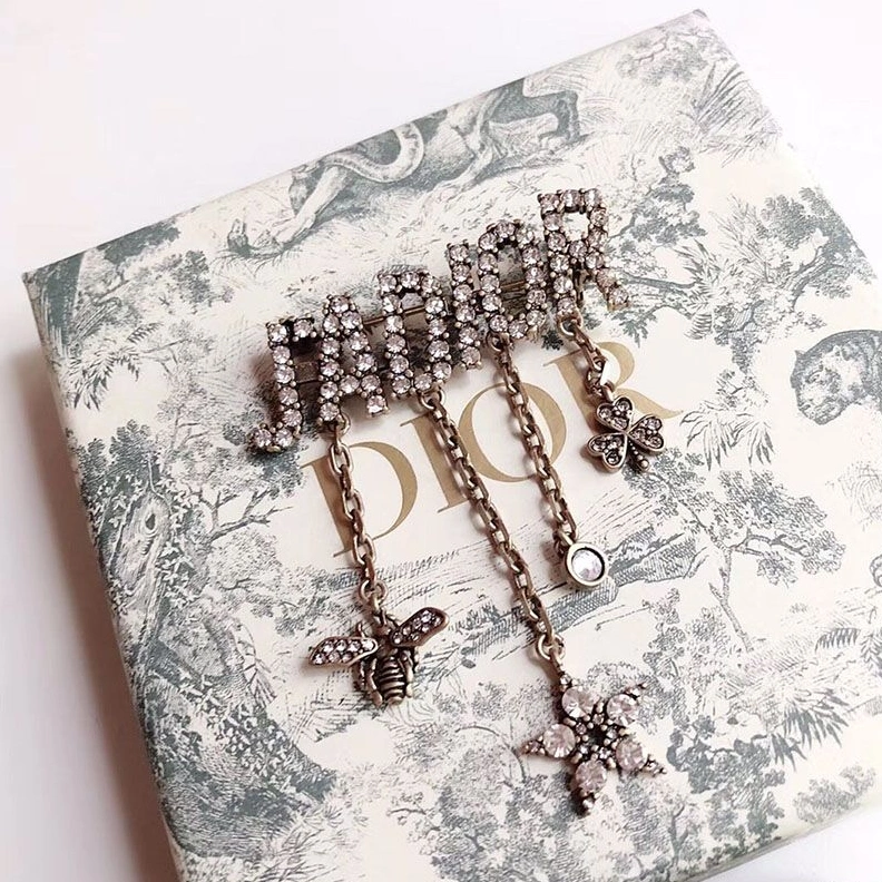 J'Adior Brooch with Bee Star Clover White Crystals Silver StreetReady 2637